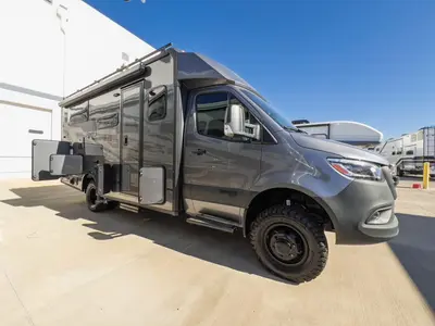 2027 Winnebago Ekko photo 17