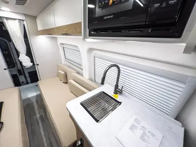2027 Thor Motor Coach Palladium photo 7