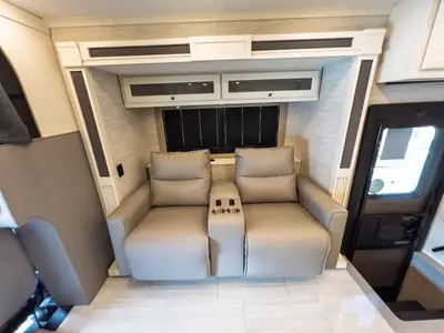 2027 Tiffin Motorhomes Allegro BAY photo 10