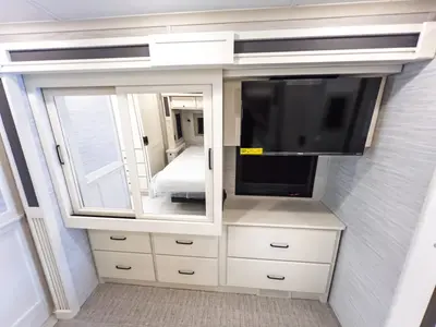 2027 Tiffin Motorhomes Allegro BAY photo 16
