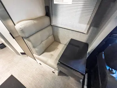 2027 Winnebago Ekko photo 7