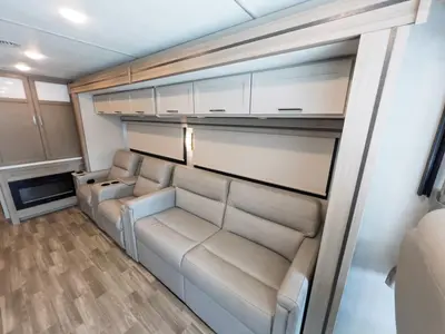 2027 Thor Motor Coach Windsport photo 6