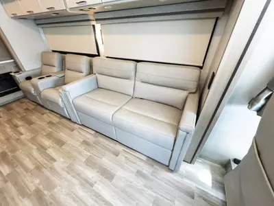 2027 Thor Motor Coach Windsport photo 7