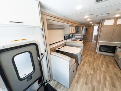 2027 Thor Motor Coach Windsport photo 8