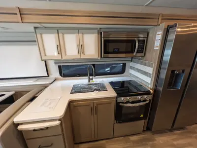 2027 Thor Motor Coach Windsport photo 11