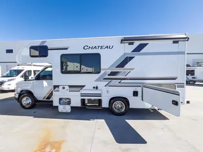 2027 Thor Motor Coach Chateau photo 21