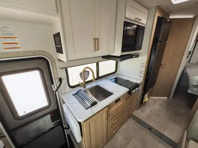 2027 Thor Motor Coach Chateau photo 10