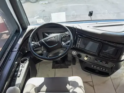 2027 Fleetwood Discovery LXE photo 2