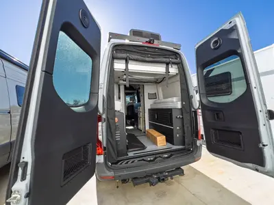 2027 Tiffin Motorhomes GH1 photo 2