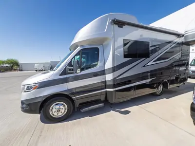 2027 Tiffin Motorhomes Wayfarer photo 23