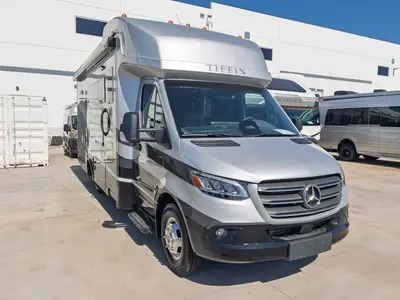 2027 Tiffin Motorhomes Wayfarer exterior