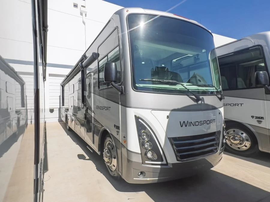2027 Thor Motor Coach Windsport exterior
