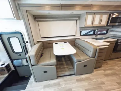 2027 Thor Motor Coach Windsport photo 11