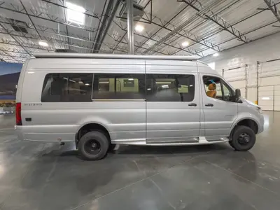 2027 Entegra Coach Insignia photo 18