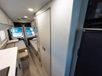 2027 Thor Motor Coach Sequence photo 7