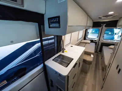 2027 Thor Motor Coach Sequence photo 11