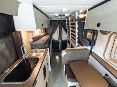 2027 Winnebago Solis Pocket photo 6