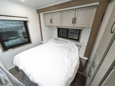 2027 Entegra Coach Odyssey SE photo 13