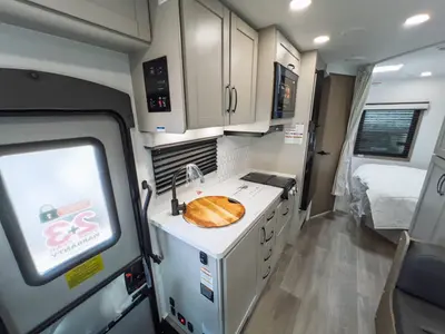 2027 Entegra Coach Odyssey SE photo 9