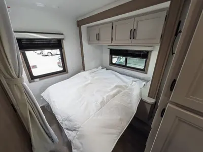 2027 Entegra Coach Odyssey SE photo 13