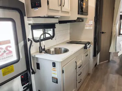 2027 Entegra Coach Odyssey SE photo 10