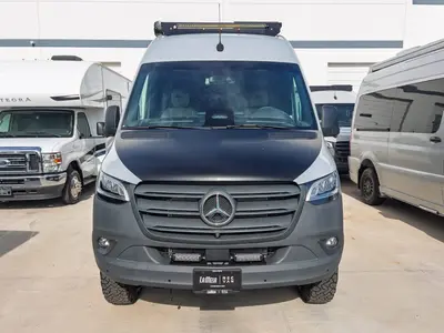 2027 Tiffin Motorhomes GH1 photo 18