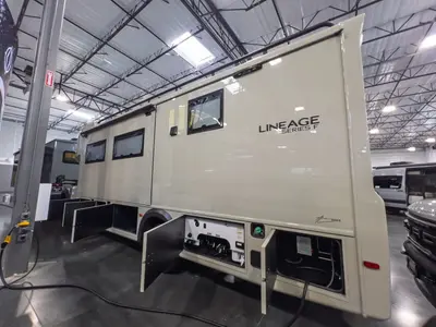 2027 Grand Design Lineage Series F photo 28
