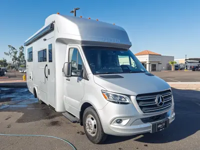 2027 Tiffin Motorhomes Wayfarer exterior