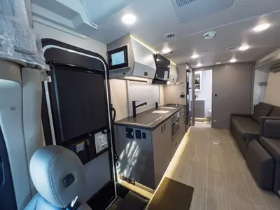 2027 Winnebago View photo 9