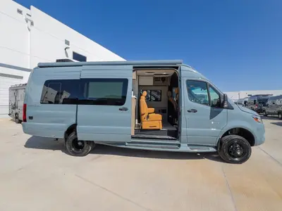 2027 Entegra Coach Insignia photo 19