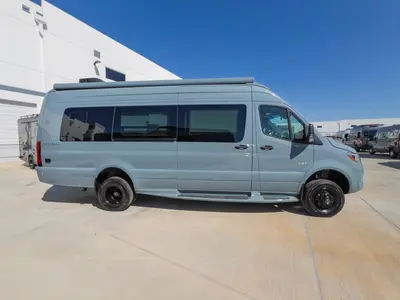 2027 Entegra Coach Insignia photo 18