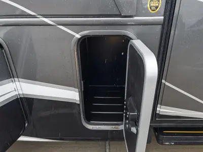 2027 Entegra Coach Vision XL photo 30
