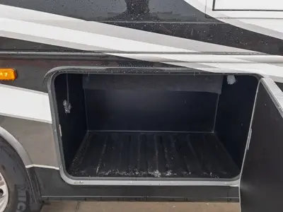 2027 Entegra Coach Vision XL photo 26