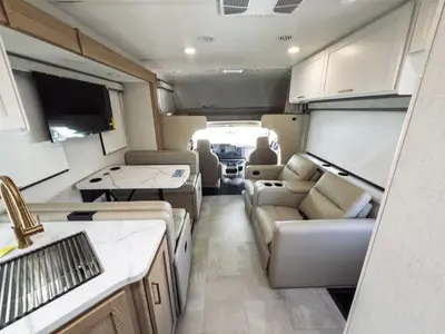 2027 Thor Motor Coach Chateau photo 4
