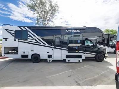 2027 Thor Motor Coach Chateau photo 19