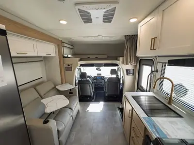 2027 Thor Motor Coach Chateau Sprinter photo 4