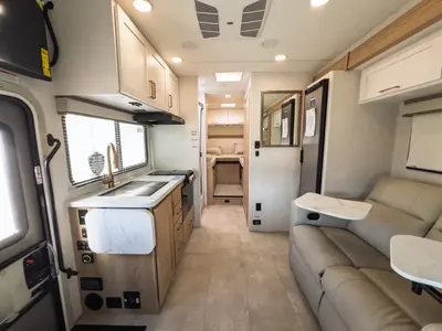 2027 Thor Motor Coach Chateau Sprinter photo 6