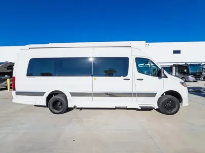 2027 Grech RV Strada-ION photo 18
