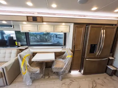 2027 Tiffin Motorhomes Allegro BUS photo 12