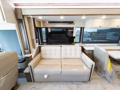 2027 Tiffin Motorhomes Allegro BUS photo 8