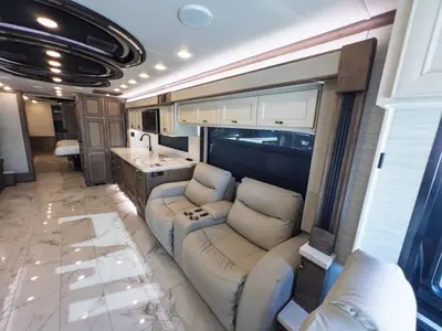 2027 Tiffin Motorhomes Allegro BUS photo 5