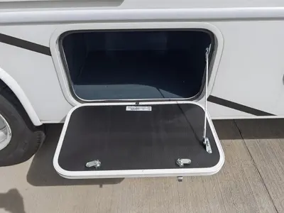 2027 Entegra Coach Odyssey photo 22