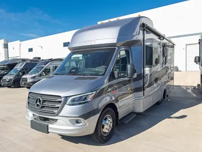 2027 Tiffin Motorhomes Wayfarer photo 30