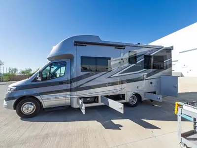 2027 Tiffin Motorhomes Wayfarer photo 23