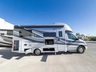 2027 Tiffin Motorhomes Wayfarer photo 17