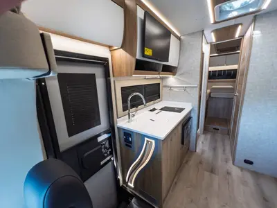 2027 Tiffin Motorhomes Wayfarer photo 8