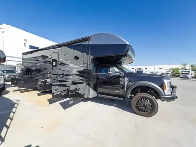 2027 Entegra Coach Accolade XT photo 20