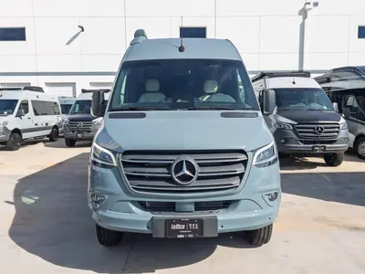 2027 Entegra Coach Insignia photo 21