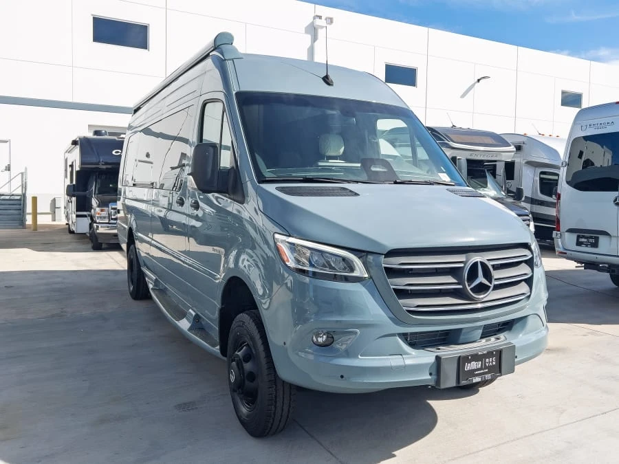 2027 Entegra Coach Insignia exterior
