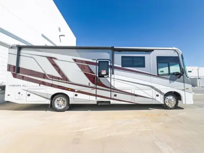 2027 Entegra Coach Vision XL photo 19